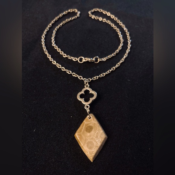 Petoskey Jewelry - Petoskey Stone Diamond ♦️ Shaped Necklace